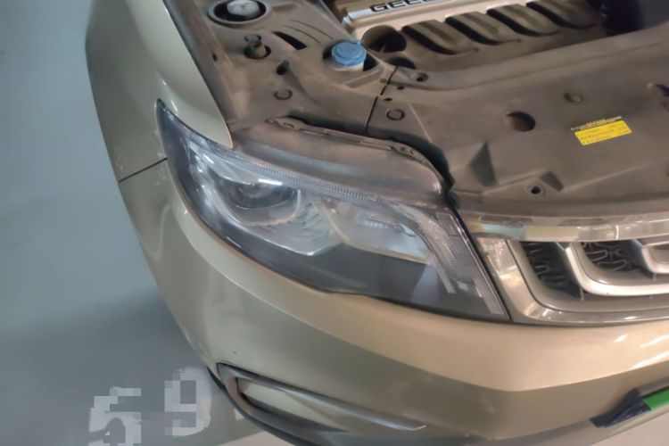 Used Geely Auto Emgrand X7 Sport 2016 1.8TD Automatic Smart Model Right Front Headlight