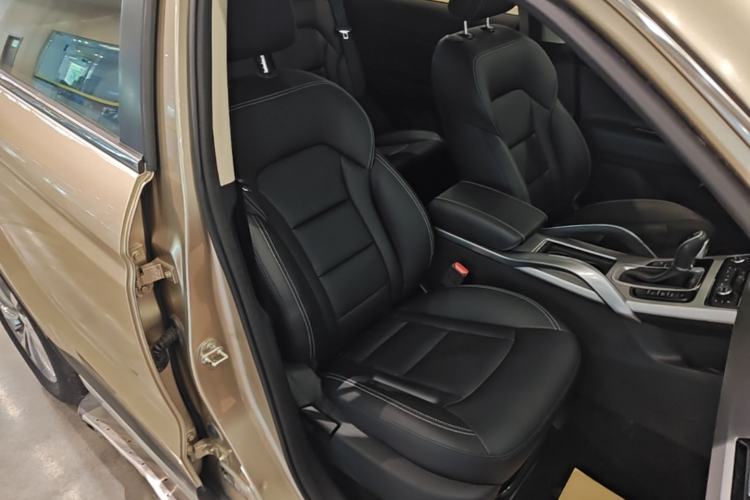 Used Geely Auto Emgrand X7 Sport 2016 1.8TD Automatic Smart Model Right Front Seat