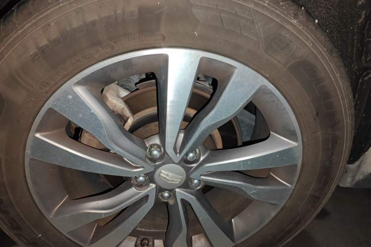 Used Geely Auto Emgrand X7 Sport 2016 1.8TD Manual Smart Edition Right Front Wheel Hub