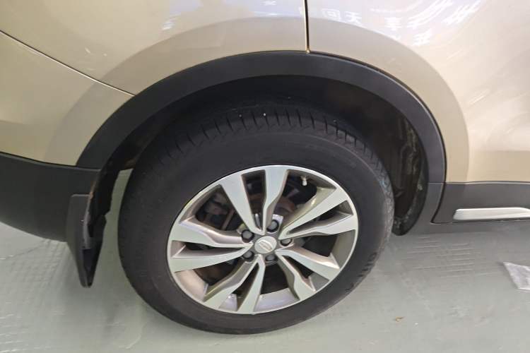 Used Geely Auto Emgrand X7 Sport 2016 1.8TD Automatic ZhiShang Model Right Rear Wheel Hub