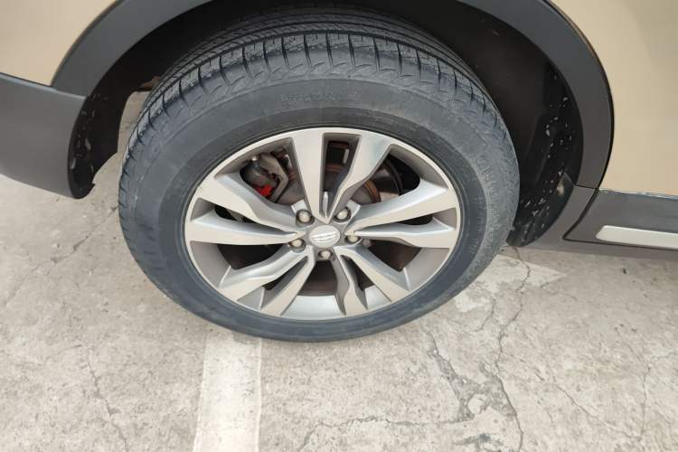 Used Geely Auto Emgrand X7 Sport 2016 1.8TD Automatic Smart Connectivity Version Right Rear Wheel Hub