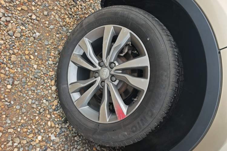 Used Geely Auto Emgrand X7 Sport 2016 1.8TD Automatic Smart Connectivity Version Right Rear Wheel Hub