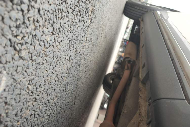 Used Geely Auto Emgrand X7 Sport 2016 1.8TD Automatic ZhiShang Model Right Side Sill