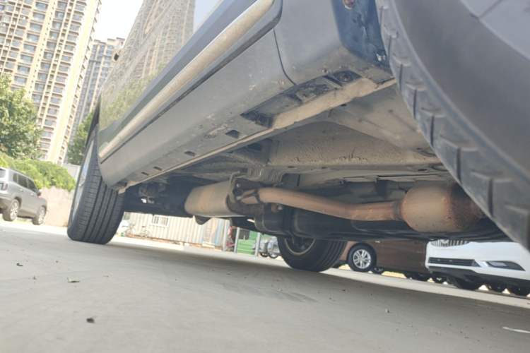 Used Geely Auto Emgrand X7 Sport 2016 2.0L Manual ZhiShang Version Right Side Sill