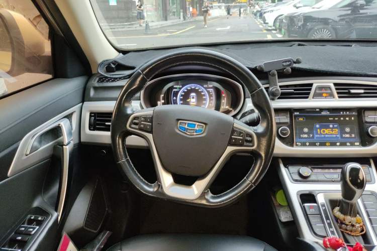 Used Geely Auto Emgrand X7 Sport 2016 1.8TD Automatic Smart Connectivity Version Steering Wheel