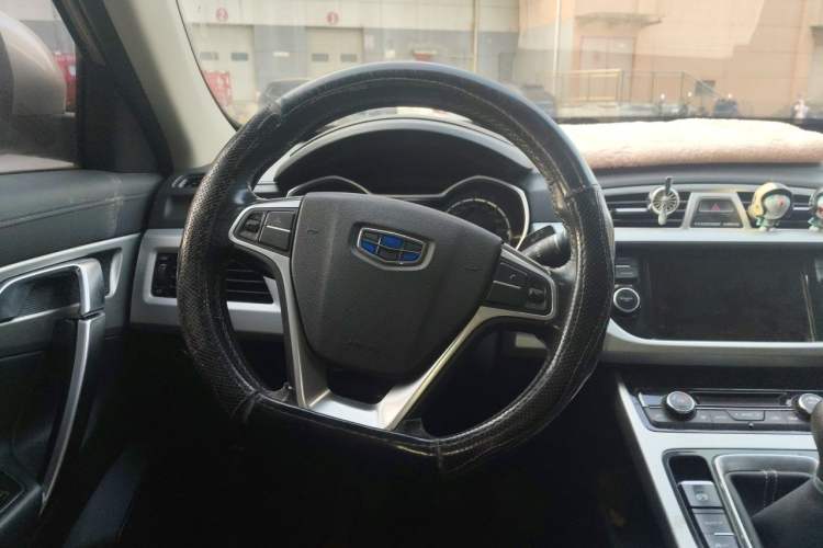Used Geely Auto Emgrand X7 Sport 2016 2.0L Manual Smart Connect Version Steering Wheel