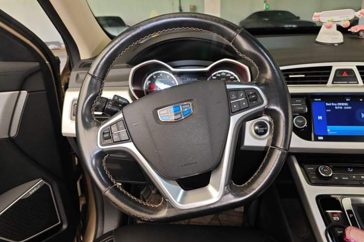 Used Geely Auto Emgrand X7 Sport 2016 1.8TD Automatic ZhiShang Model Steering Wheel