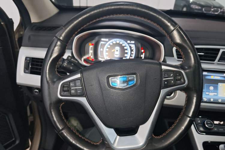 Used Geely Auto Emgrand X7 Sport 2016 1.8TD Automatic All-Wheel-Drive ZhiZun Edition Steering Wheel