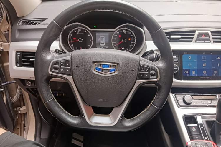 Used Geely Auto Emgrand X7 Sport 2016 1.8TD Automatic ZhiShang Model Steering Wheel