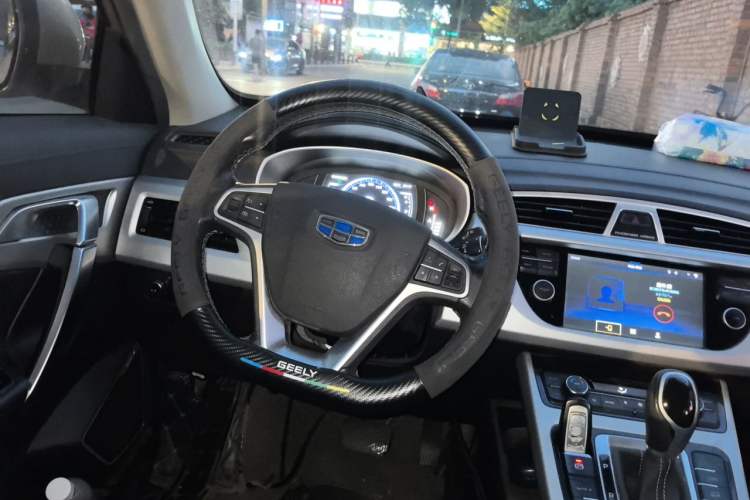 Used Geely Auto Emgrand X7 Sport 2016 1.8TD Automatic Smart Connectivity Version Steering Wheel
