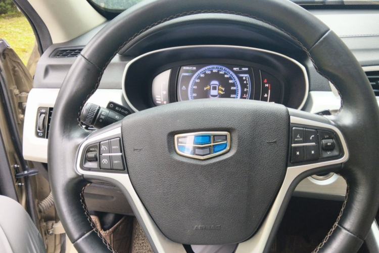 Used Geely Auto Emgrand X7 Sport 2016 1.8TD Automatic ZhiZun Version Steering Wheel
