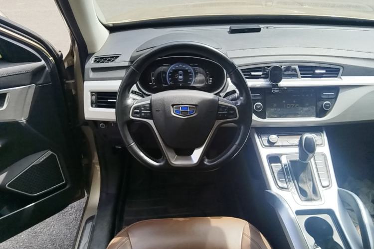 Used Geely Auto Emgrand X7 Sport 2016 1.8TD Automatic All-Wheel-Drive ZhiZun Edition Steering Wheel