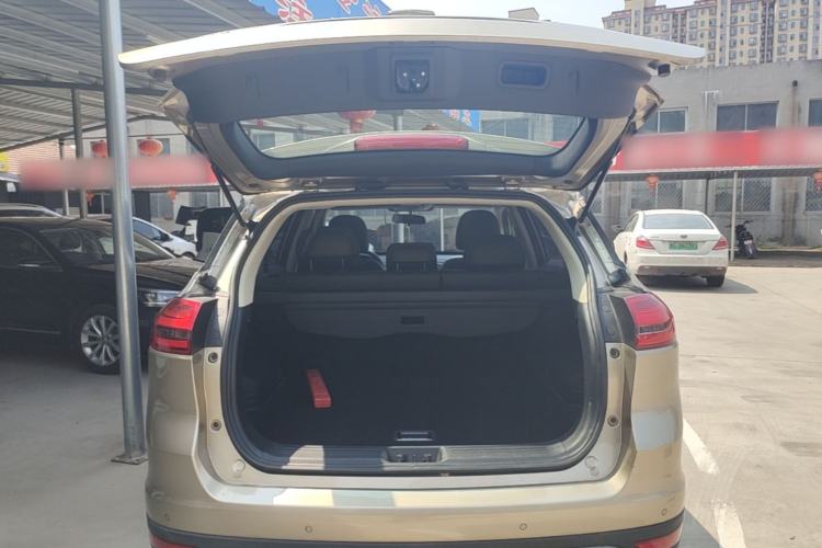 Used Geely Auto Emgrand X7 Sport 2016 2.0L Manual ZhiShang Version Trunk
