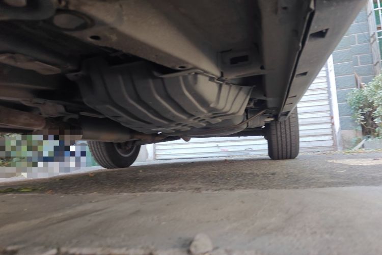 Used Geely Auto Emgrand X7 Sport 2018 1.8TD Automatic Two-Wheel Drive Zhiya Model Chassis Front Left