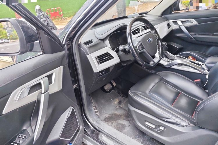 Used Geely Auto Emgrand X7 Sport 2018 1.8TD Automatic Two-Wheel Drive Smart Connect 4G Internet Edition Driver Seat