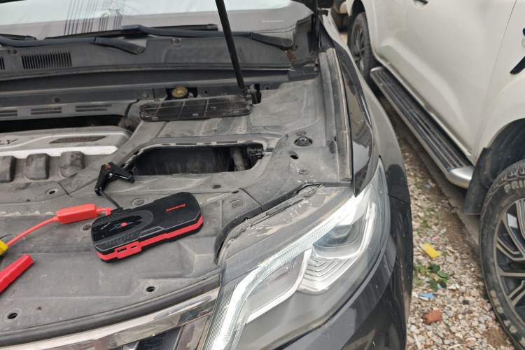 Used Geely Auto Emgrand X7 Sport 2018 1.8TD Automatic Two-Wheel Drive Smart 4G Connected Version Engine Bay Left
