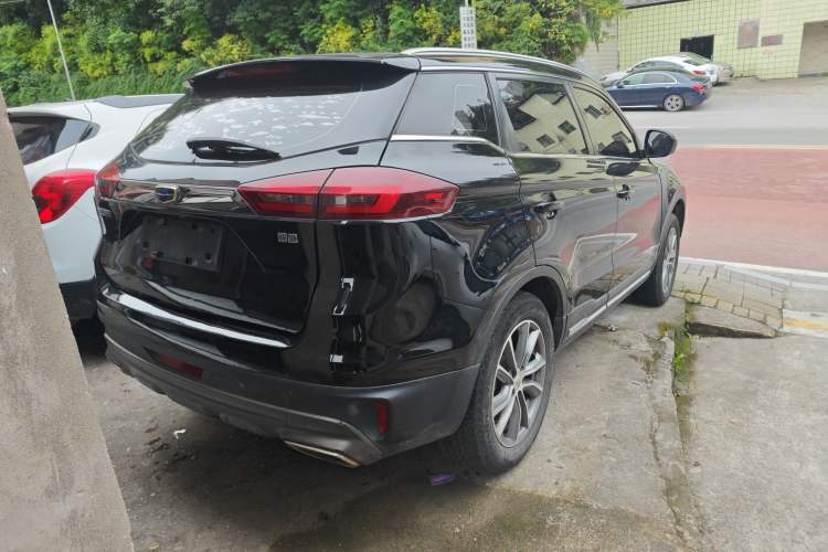 Used Geely Auto Emgrand X7 Sport 2018 2.0L Manual Two-Wheel Drive Zhiya Version Exterior 3
