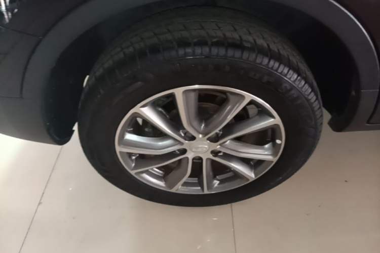Used Geely Auto Emgrand X7 Sport 2018 1.8TD Automatic Two-Wheel Drive Smart Connect 4G Internet Edition Exterior 5