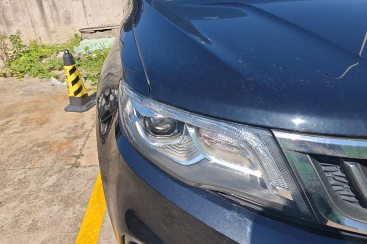 Used Geely Auto Emgrand X7 Sport 2018 1.8TD Automatic Two-Wheel Drive ZhiZun Model with 4G Connectivity Exterior 6