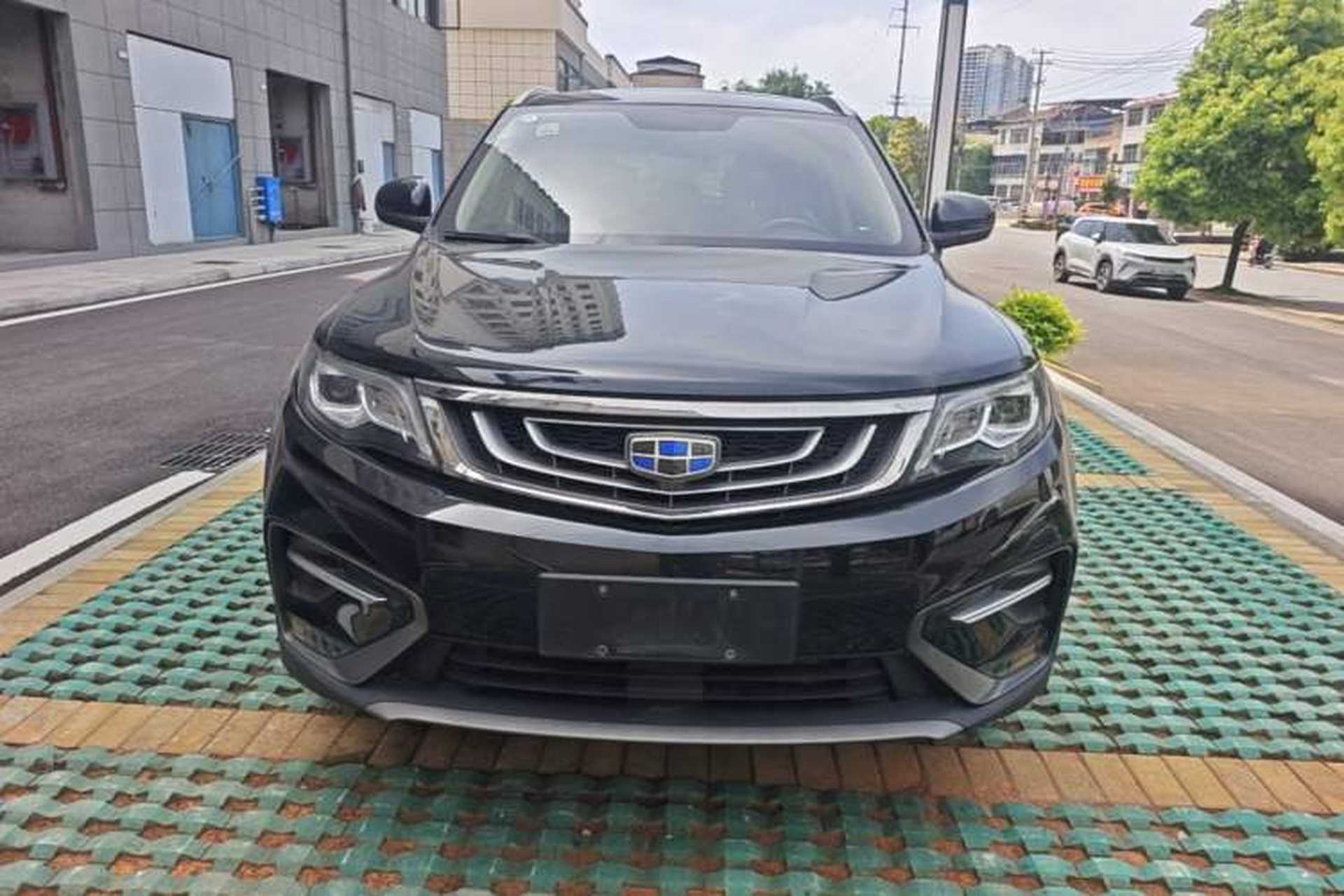 Used Geely Auto Emgrand X7 Sport 2018 1.8TD Automatic Two-Wheel Drive Smart Connect 4G Internet Edition Front