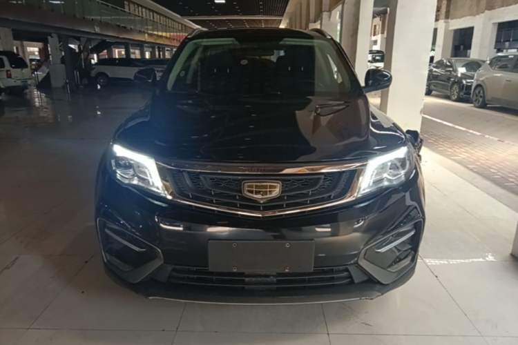 Used Geely Auto Emgrand X7 Sport 2018 1.8TD Automatic Two-Wheel Drive Smart Connect 4G Internet Edition Front