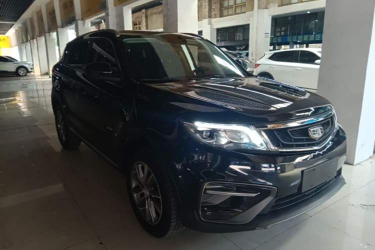 Used Geely Auto Emgrand X7 Sport 2018 1.8TD Automatic Two-Wheel Drive Smart Connect 4G Internet Edition Front Right 45 Deg