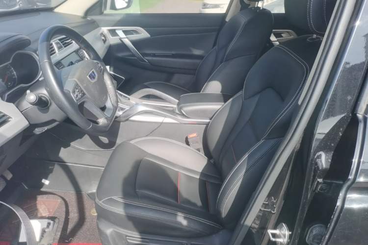 Used Geely Auto Emgrand X7 Sport 2018 1.8TD Automatic Two-Wheel Drive Zhiya Model Left Front Seat
