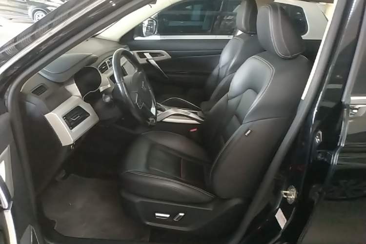 Used Geely Auto Emgrand X7 Sport 2018 1.8TD Automatic Two-Wheel Drive Smart Connect 4G Internet Edition Left Front Seat