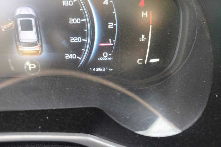 Used Geely Auto Emgrand X7 Sport 2018 Revised Version 1.8TD Automatic Two-Wheel Drive Smart Connectivity 4G-Enabled Edition Odometer Close Up