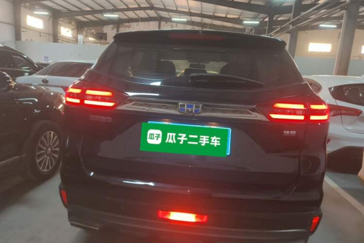 Used Geely Auto Emgrand X7 Sport 2018 1.8TD Automatic Two-Wheel Drive Smart Connect 4G Internet Edition Rear
