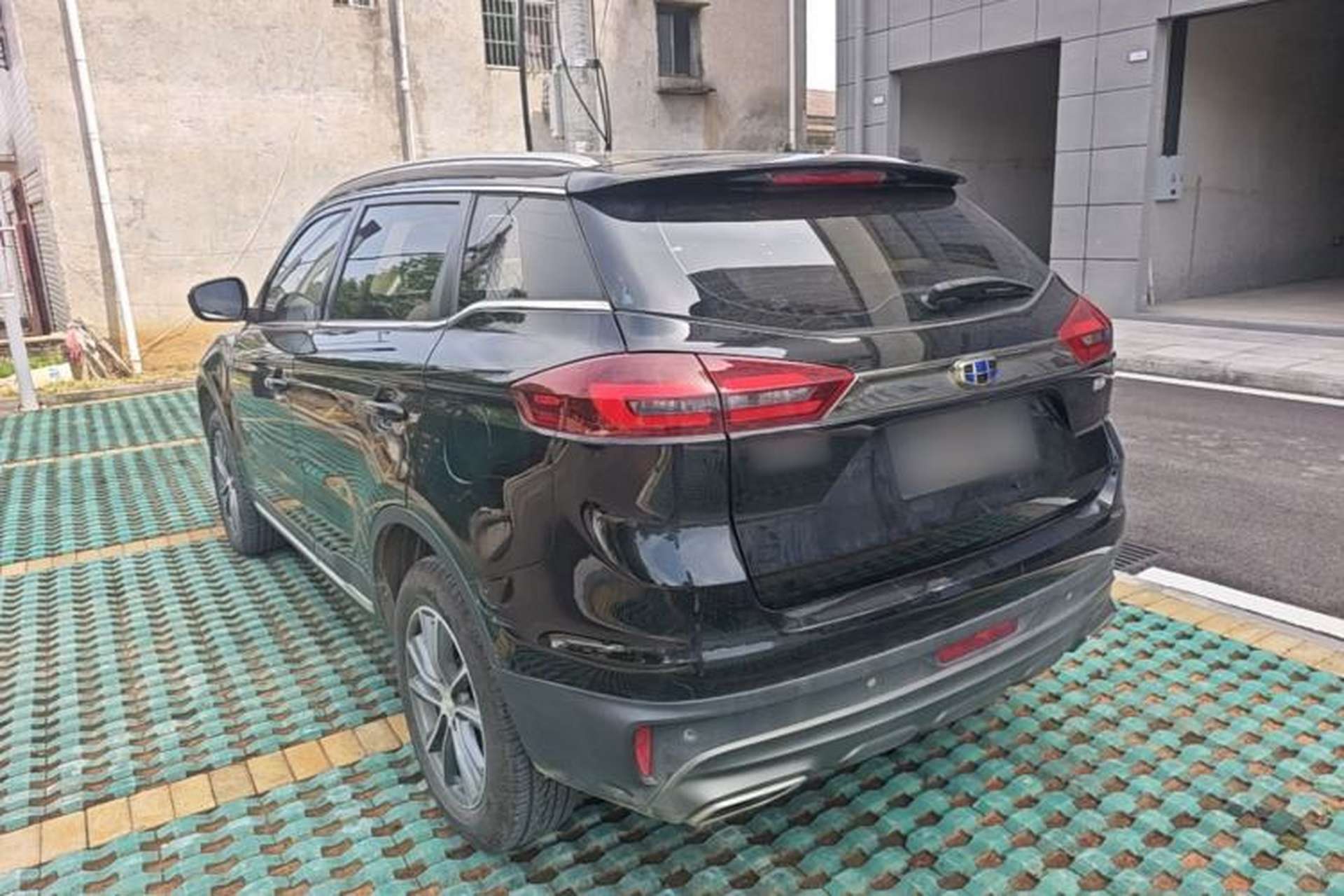 Used Geely Auto Emgrand X7 Sport 2018 1.8TD Automatic Two-Wheel Drive Smart Connect 4G Internet Edition Rear Left 45 Deg