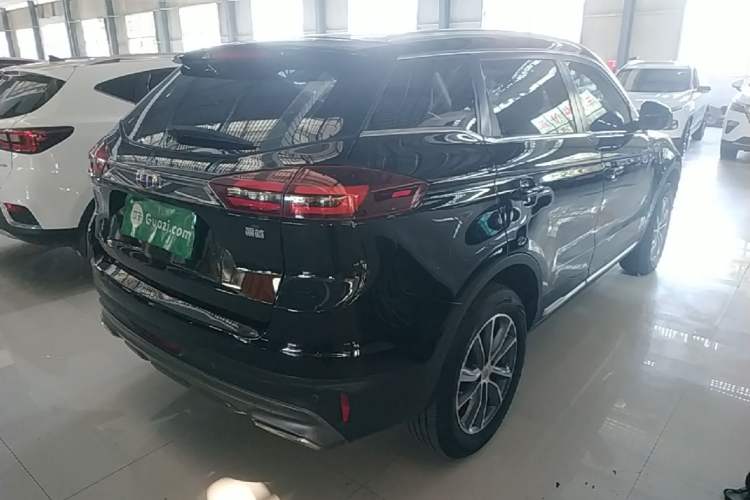 Used Geely Auto Emgrand X7 Sport 2018 1.8TD Automatic Two-Wheel Drive Smart Connect 4G Internet Edition Rear Right 45 Deg