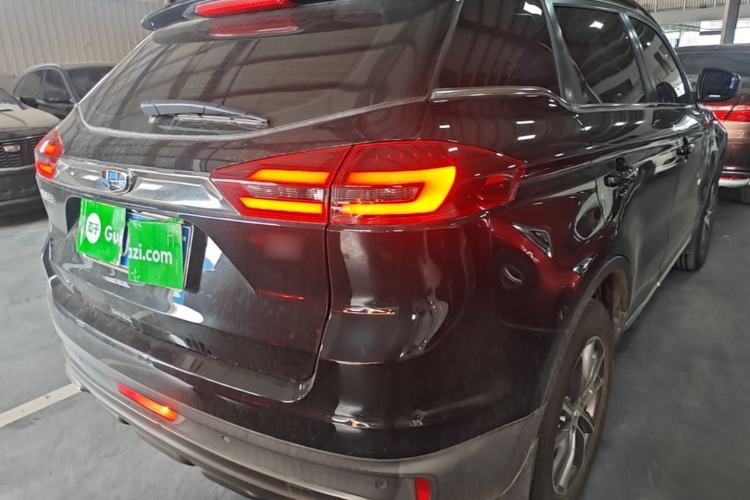 Used Geely Auto Emgrand X7 Sport 2018 1.8TD Automatic Two-Wheel Drive Smart Connect 4G Internet Edition Right Rear Taillight