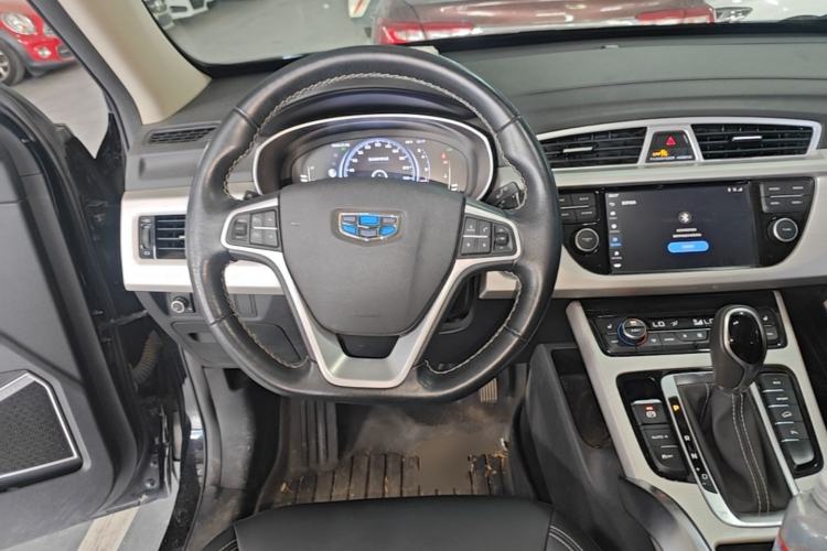 Used Geely Auto Emgrand X7 Sport 2018 1.8TD Automatic Two-Wheel Drive Smart Connect 4G Internet Edition Steering Wheel