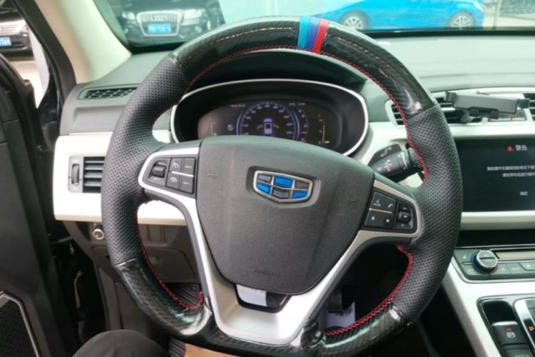 Used Geely Auto Emgrand X7 Sport 2018 1.8TD Automatic Two-Wheel Drive Smart 4G Connected Version Steering Wheel