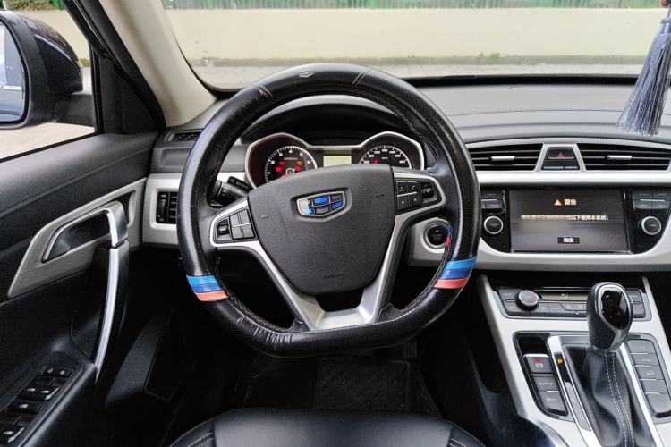 Used Geely Auto Emgrand X7 Sport 2018 1.8TD Automatic Two-Wheel Drive Smart Connect 4G Internet Edition Steering Wheel