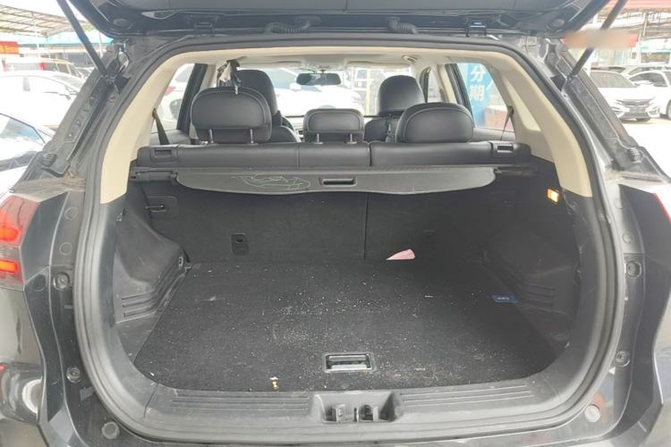 Used Geely Auto Emgrand X7 Sport 2018 1.8TD Automatic Two-Wheel Drive Smart Connect 4G Internet Edition Trunk