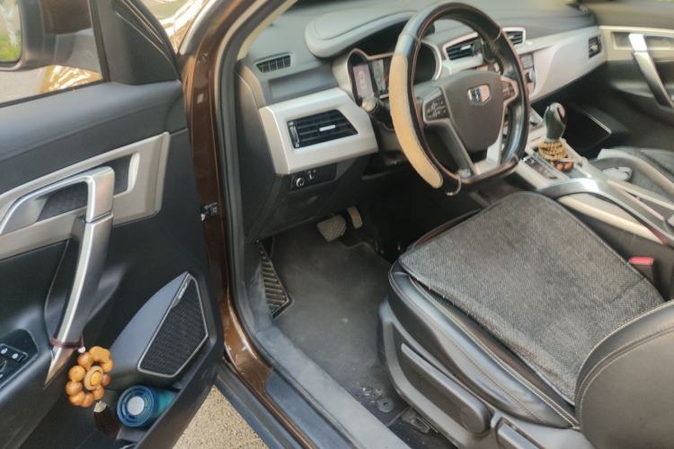 Used Geely Auto Emgrand X7 Sport 2018 1.8TD Automatic Two-Wheel Drive Zhiya Model Driver Seat