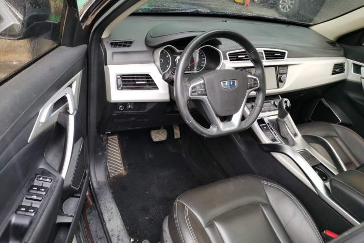 Used Geely Auto Emgrand X7 Sport 2018 1.8TD Automatic Two-Wheel Drive Zhiya Model Driver Seat
