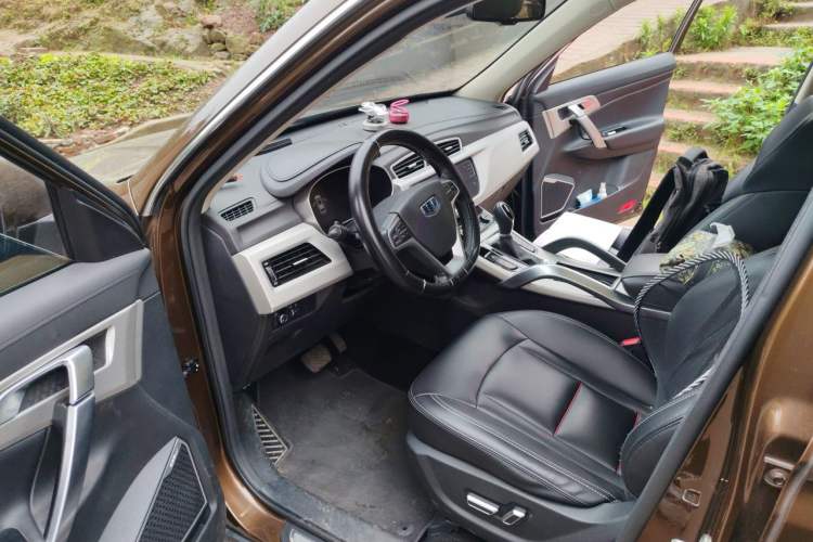 Used Geely Auto Emgrand X7 Sport 2018 1.8TD Automatic Two-Wheel Drive Smart 4G Connected Version Driver Seat