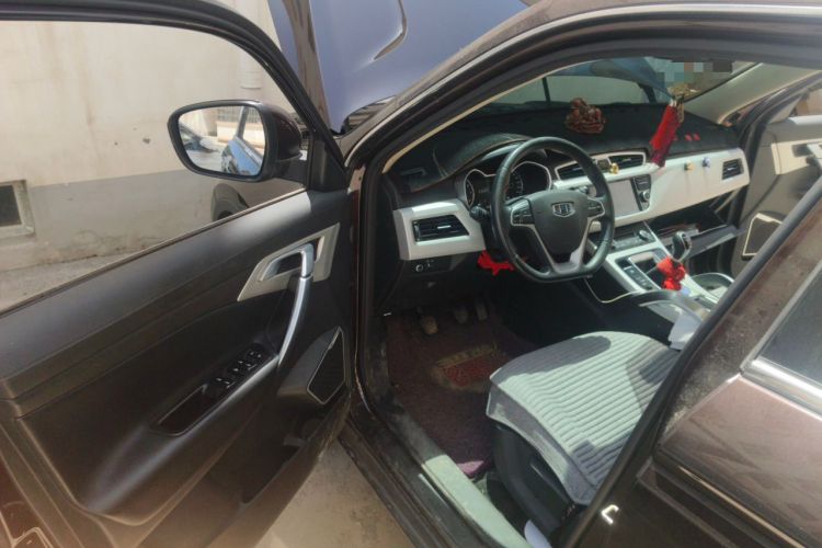 Used Geely Auto Emgrand X7 Sport 2018 2.0L Manual Two-Wheel Drive Zhiya Version Driver Seat