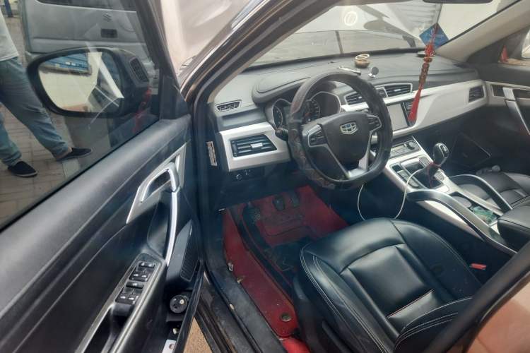 Used Geely Auto Emgrand X7 Sport 2018 2.0L Manual Two-Wheel Drive Zhiya Version Driver Seat