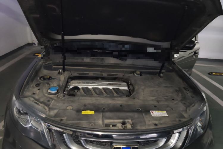 Used Geely Auto Emgrand X7 Sport 2018 1.8TD Automatic Two-Wheel Drive Smart Connect 4G Internet Edition Engine Bay