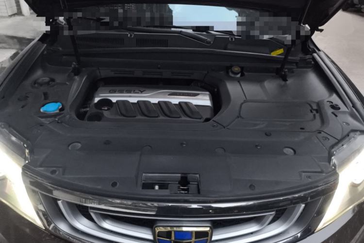Used Geely Auto Emgrand X7 Sport 2018 1.8TD Automatic Two-Wheel Drive Smart Connect 4G Internet Edition Engine Bay