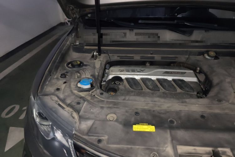 Used Geely Auto Emgrand X7 Sport 2018 1.8TD Automatic Two-Wheel Drive Smart Connect 4G Internet Edition Engine Bay Right
