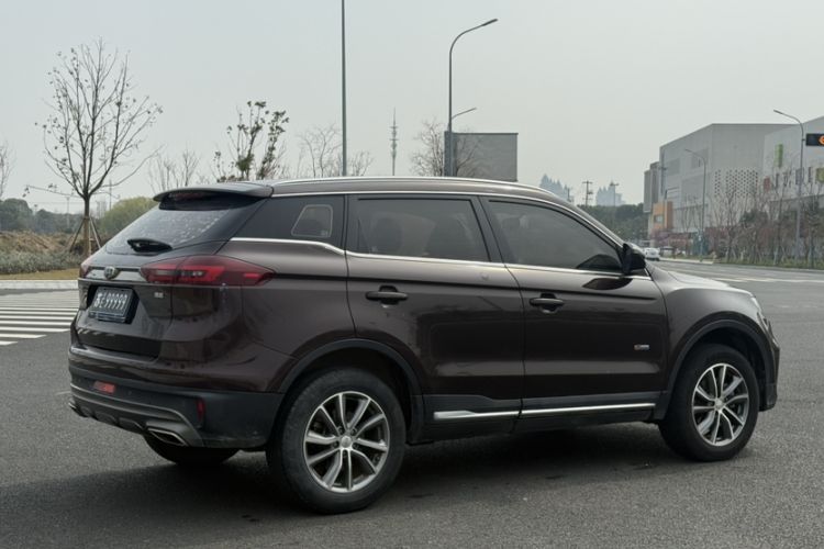 Used Geely Auto Emgrand X7 Sport 2018 1.8TD Automatic Two-Wheel Drive Zhiya Model Exterior 12