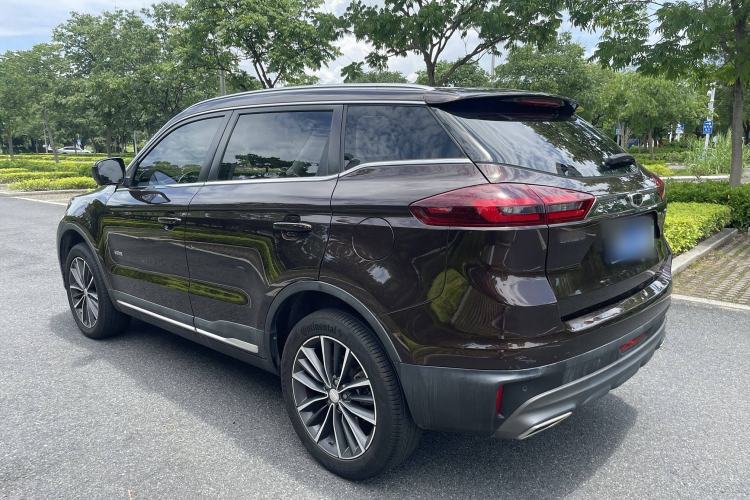Used Geely Auto Emgrand X7 Sport 2018 1.8TD Automatic Two-Wheel Drive ZhiZun Model with 4G Connectivity Exterior 2