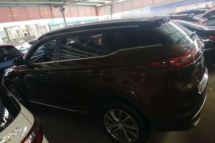 Used Geely Auto Emgrand X7 Sport 2018 1.8TD Automatic Two-Wheel Drive Smart Connect 4G Internet Edition Exterior 3