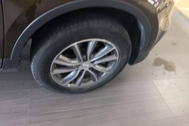 Used Geely Auto Emgrand X7 Sport 2018 1.8TD Automatic Two-Wheel Drive Smart Connect 4G Internet Edition Exterior 5