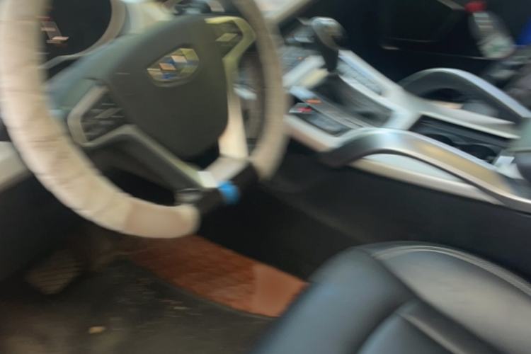 Used Geely Auto Emgrand X7 Sport 2018 1.8TD Automatic Two-Wheel Drive Smart Connect 4G Internet Edition Exterior 6